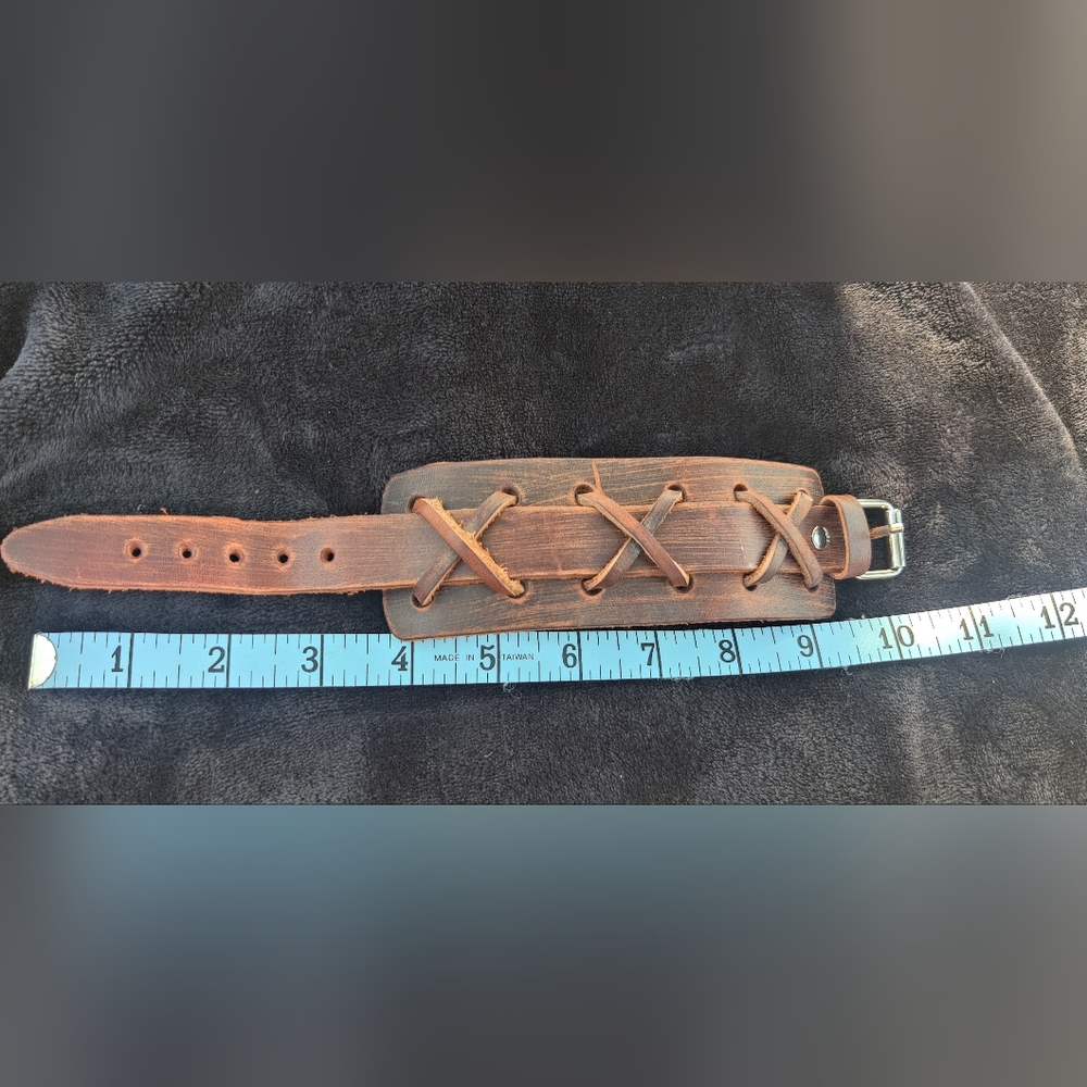Set of Two Leather Cuff Bracelets - Picture 4 of 6